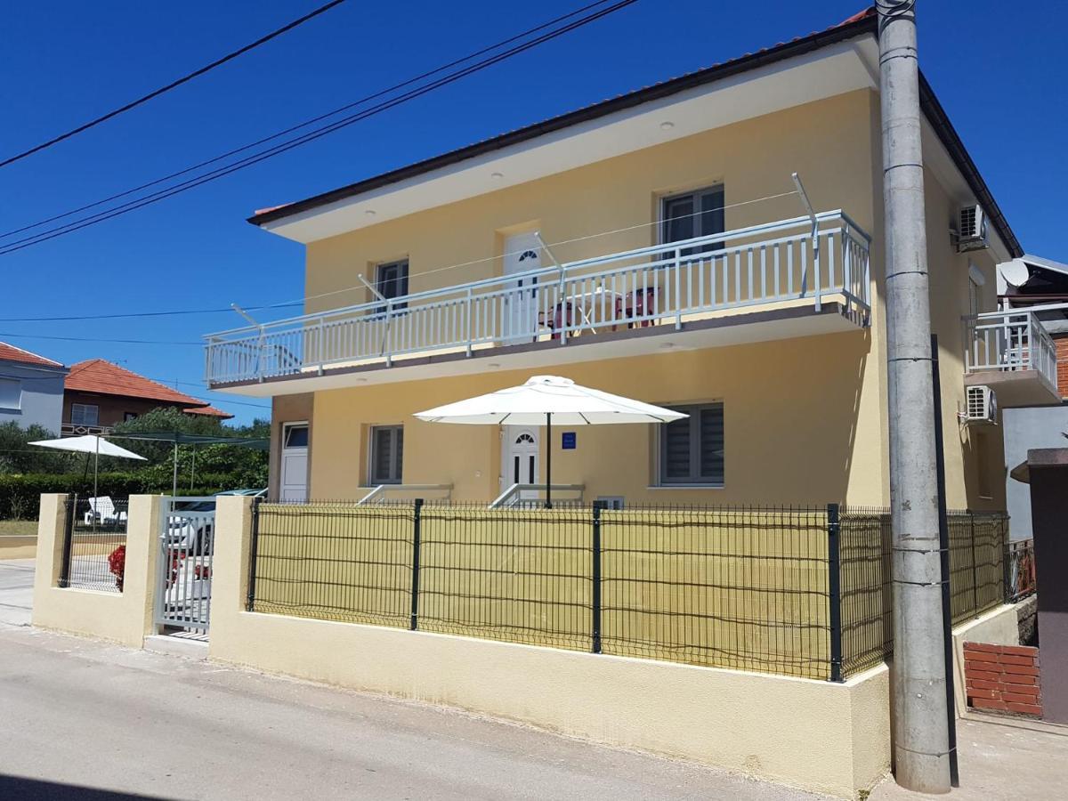 Ruža Apartmani Zadar Bagian luar foto